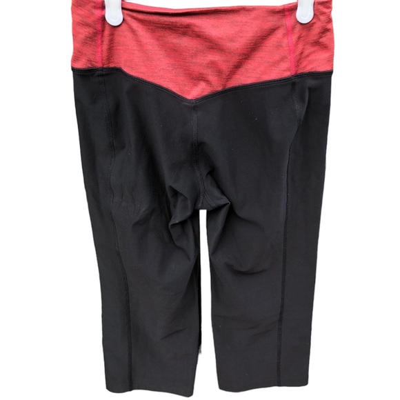 Nike Women Crops - Picture 2 of 3